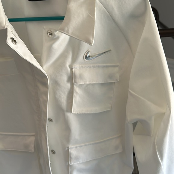 Nike jacket - Picture 2 of 11